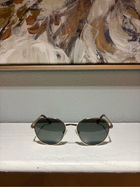 Persol Sunglass gold frame Havana brown lens